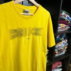 Vintage Gray Tag Nike Yellow Thirt Size M